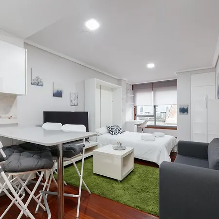 Estudio Moderno Con Parking By ヴィーゴ